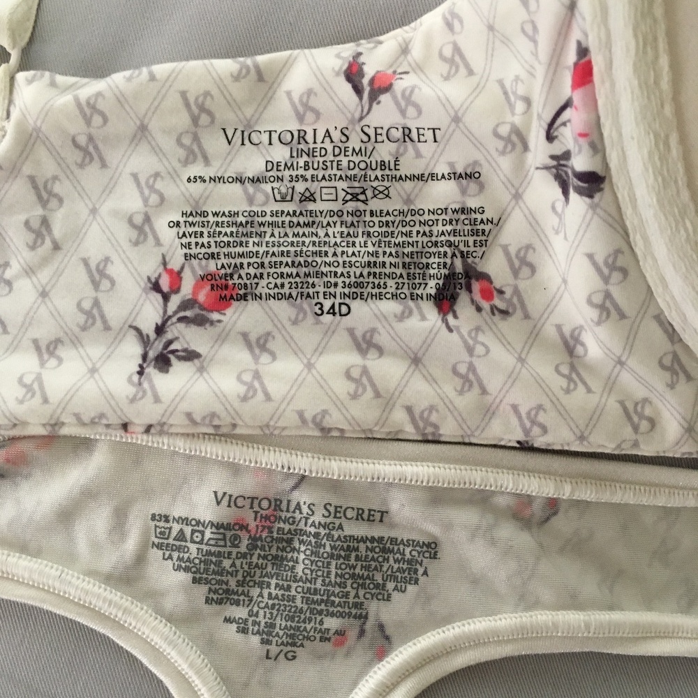 Victoria Secret Set - Picture 4 of 4